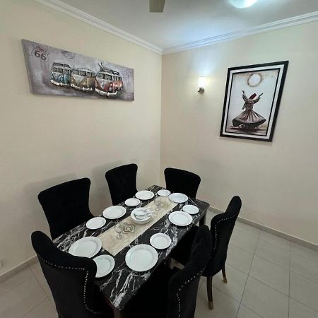 Thomas Guest House Islamabad Exterior photo