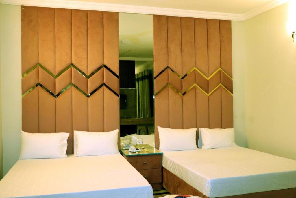 Thomas Guest House Islamabad Exterior photo
